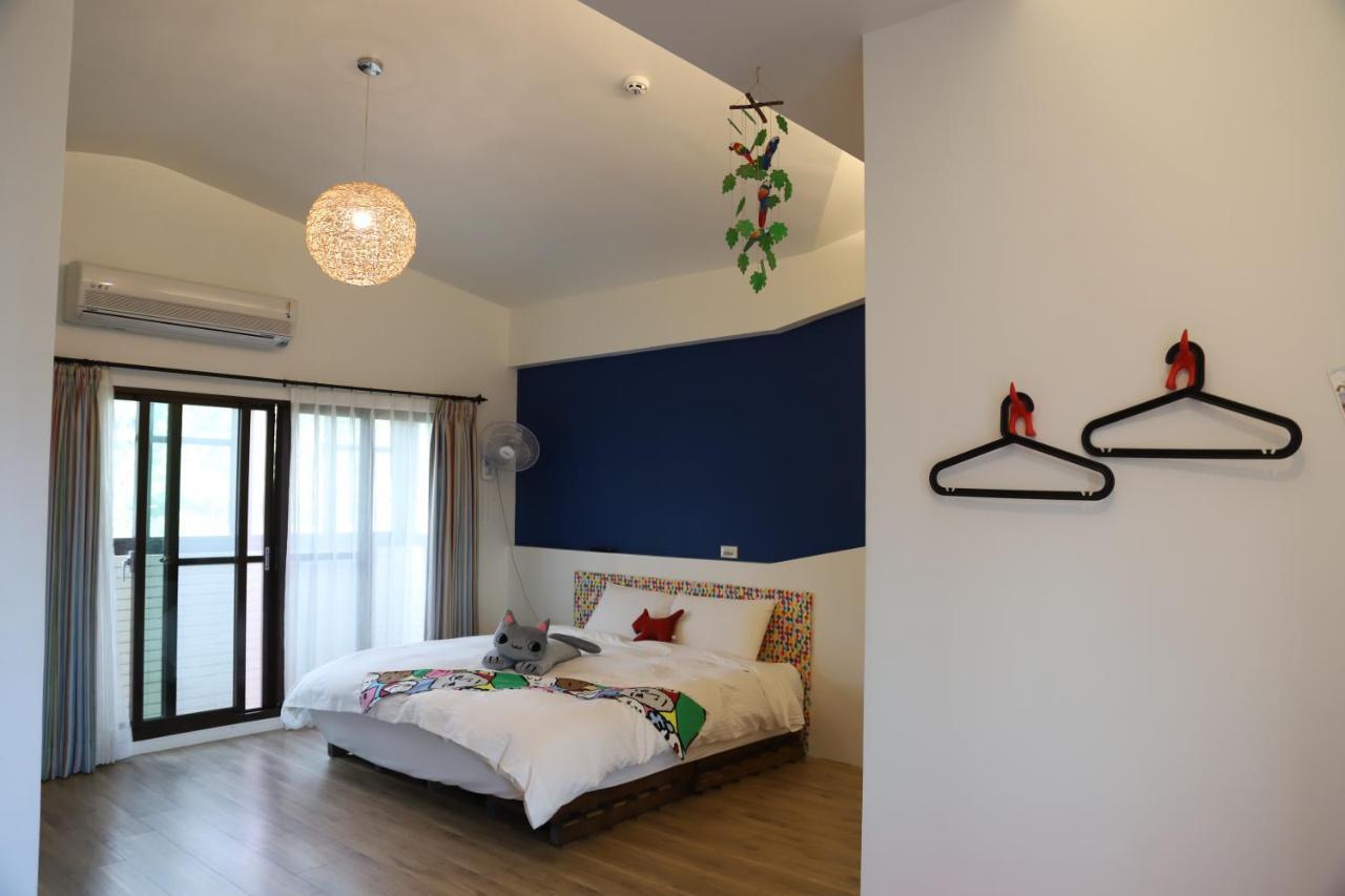 Bed and Breakfast No.1 Shelter Тоучен Екстер'єр фото